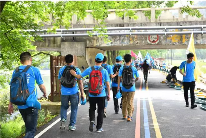 高端拉床,專用機床,內(nèi)拉床,外拉床,數(shù)控機床,自動化生產(chǎn)線,工業(yè)機器人 高端拉床,專用機床,內(nèi)拉床,外拉床,數(shù)控機床,自動化生產(chǎn)線,工業(yè)機器人