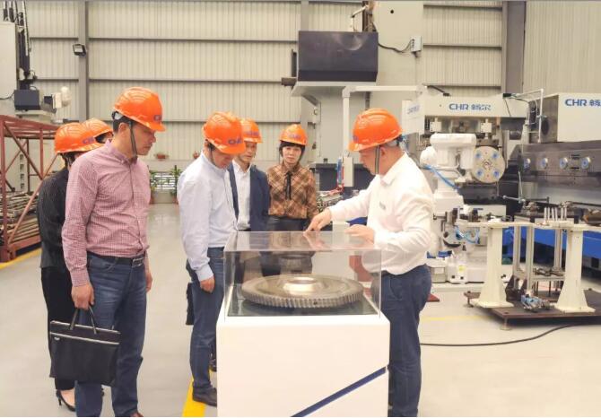 高端拉床,專用機床,內(nèi)拉床,外拉床,數(shù)控機床,自動化生產(chǎn)線,工業(yè)機器人,拉床,拉刀,自動化 高端拉床,專用機床,內(nèi)拉床,外拉床,數(shù)控機床,自動化生產(chǎn)線,工業(yè)機器人,拉床,拉刀,自動化