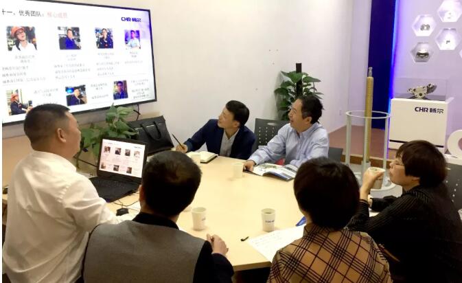 高端拉床,專用機床,內(nèi)拉床,外拉床,數(shù)控機床,自動化生產(chǎn)線,工業(yè)機器人,拉床,拉刀,自動化 高端拉床,專用機床,內(nèi)拉床,外拉床,數(shù)控機床,自動化生產(chǎn)線,工業(yè)機器人,拉床,拉刀,自動化