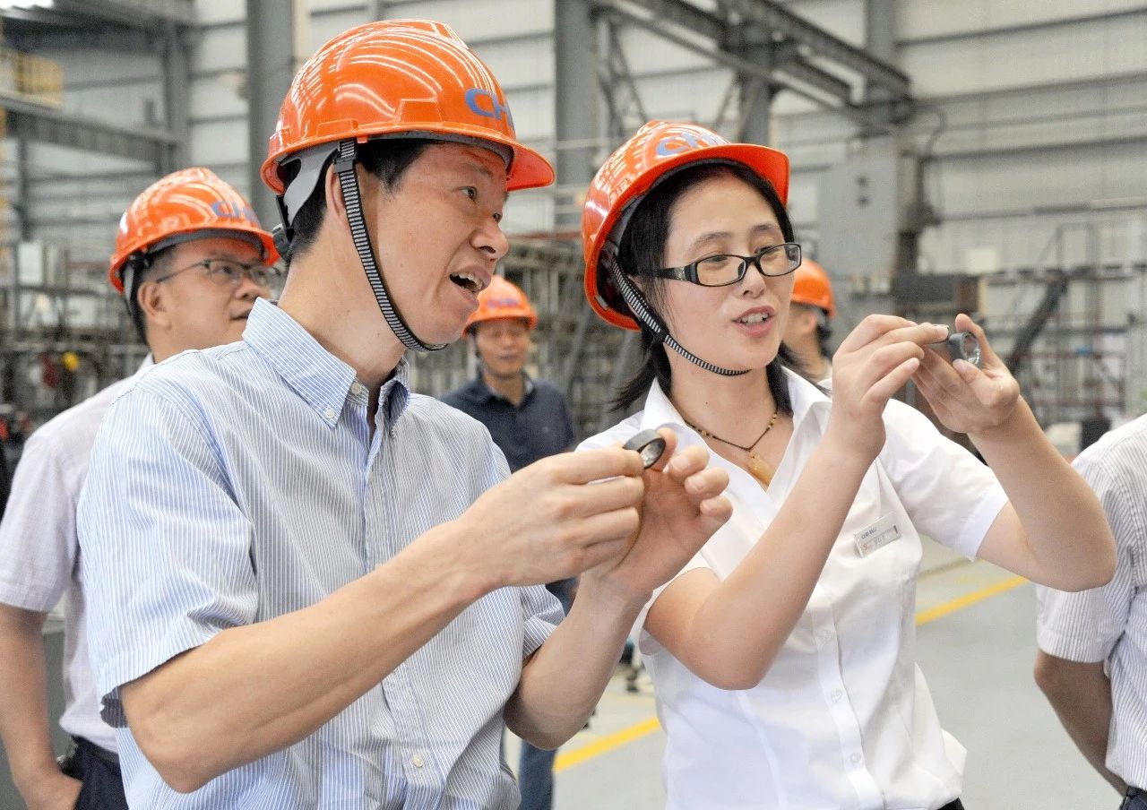 高端拉床,專用機(jī)床,內(nèi)拉床,外拉床,數(shù)控機(jī)床,自動化生產(chǎn)線,工業(yè)機(jī)器人,拉床,拉刀,自動化