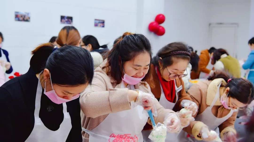 高端拉床,專用機床,內(nèi)拉床,外拉床,數(shù)控機床,自動化生產(chǎn)線,工業(yè)機器人,拉床,拉刀,自動化 高端拉床,專用機床,內(nèi)拉床,外拉床,數(shù)控機床,自動化生產(chǎn)線,工業(yè)機器人,拉床,拉刀,自動化