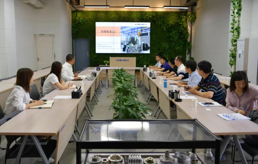 高端拉床,專用機(jī)床,內(nèi)拉床,外拉床,數(shù)控機(jī)床,自動化生產(chǎn)線,工業(yè)機(jī)器人,拉床,拉刀,自動化 高端拉床,專用機(jī)床,內(nèi)拉床,外拉床,數(shù)控機(jī)床,自動化生產(chǎn)線,工業(yè)機(jī)器人,拉床,拉刀,自動化