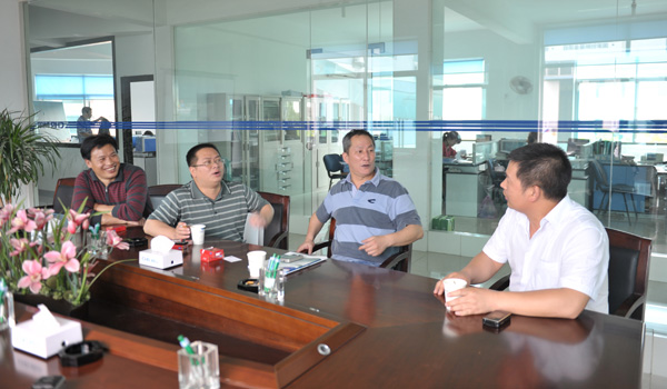 高端拉床,專用機床,內(nèi)拉床,外拉床,數(shù)控機床,自動化生產(chǎn)線,工業(yè)機器人,拉床,拉刀,自動化