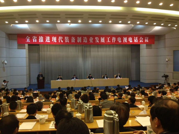 高端拉床,專用機(jī)床,內(nèi)拉床,外拉床,數(shù)控機(jī)床,自動化生產(chǎn)線,工業(yè)機(jī)器人,拉床,拉刀,自動化 高端拉床,專用機(jī)床,內(nèi)拉床,外拉床,數(shù)控機(jī)床,自動化生產(chǎn)線,工業(yè)機(jī)器人,拉床,拉刀,自動化