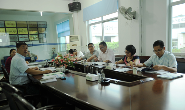 高端拉床,專用機床,內(nèi)拉床,外拉床,數(shù)控機床,自動化生產(chǎn)線,工業(yè)機器人,拉床,拉刀,自動化