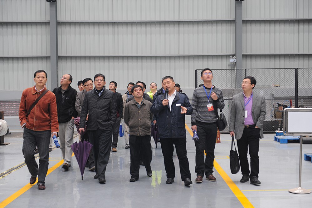 高端拉床,專用機床,內拉床,外拉床,數(shù)控機床,自動化生產線,工業(yè)機器人,拉床,拉刀,自動化