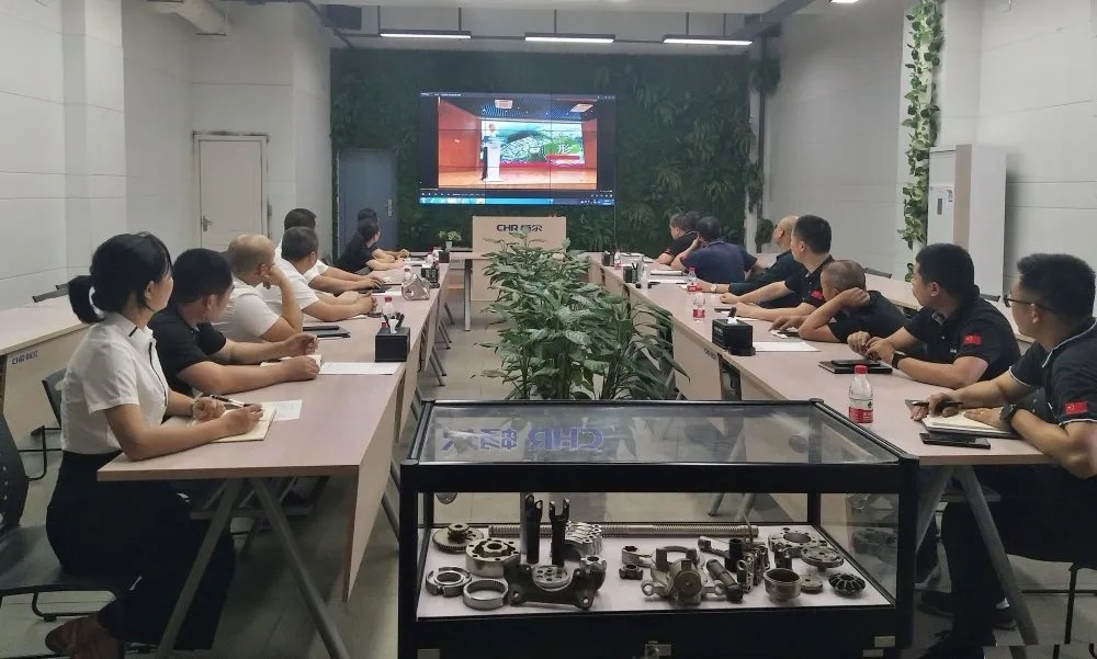 拉床,拉刀,自動(dòng)化,高端拉床,專(zhuān)用機(jī)床,內(nèi)拉床,外拉床,數(shù)控機(jī)床,自動(dòng)化生產(chǎn)線(xiàn),工業(yè)機(jī)器人 拉床,拉刀,自動(dòng)化,高端拉床,專(zhuān)用機(jī)床,內(nèi)拉床,外拉床,數(shù)控機(jī)床,自動(dòng)化生產(chǎn)線(xiàn),工業(yè)機(jī)器人