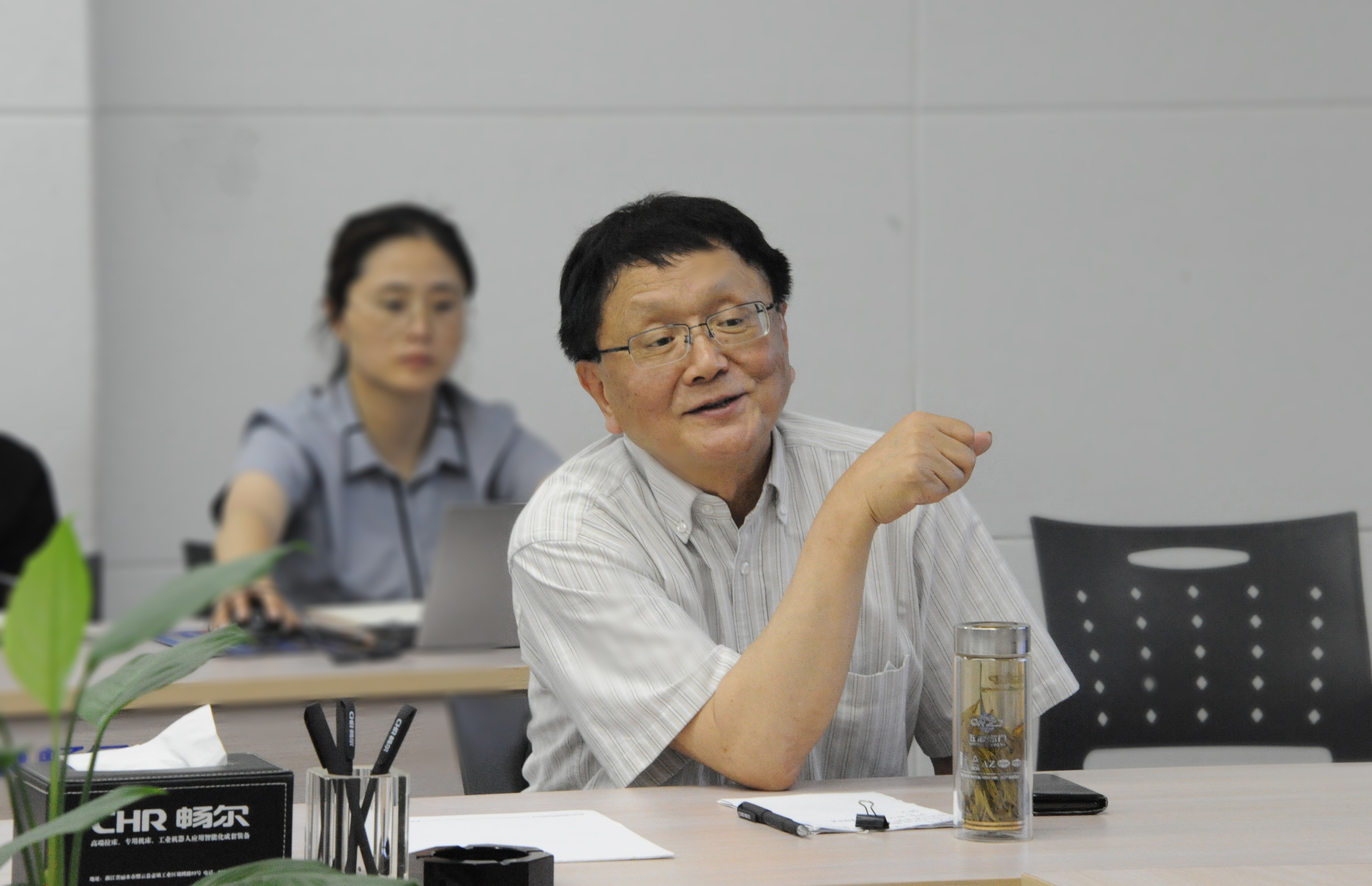 拉床,拉刀,自動化,高端拉床,專用機(jī)床,內(nèi)拉床,外拉床,數(shù)控機(jī)床,自動化生產(chǎn)線,工業(yè)機(jī)器人