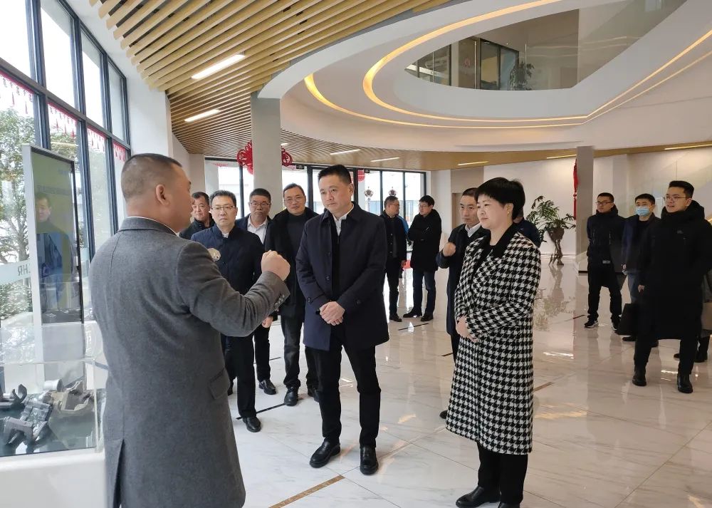 拉床,拉刀,自動化,高端拉床,專用機(jī)床,內(nèi)拉床,外拉床,數(shù)控機(jī)床,自動化生產(chǎn)線,工業(yè)機(jī)器人