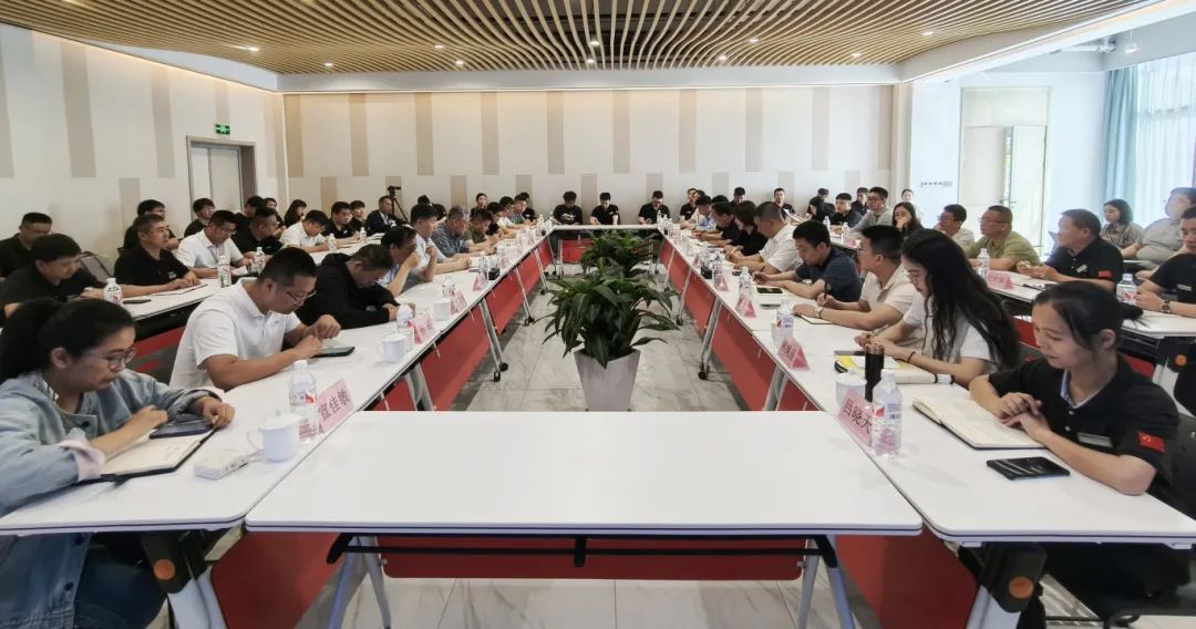 拉床,拉刀,自動化,高端拉床,專用機(jī)床,內(nèi)拉床,外拉床,數(shù)控機(jī)床,自動化生產(chǎn)線,工業(yè)機(jī)器人 拉床,拉刀,自動化,高端拉床,專用機(jī)床,內(nèi)拉床,外拉床,數(shù)控機(jī)床,自動化生產(chǎn)線,工業(yè)機(jī)器人