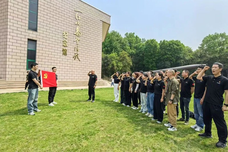 拉床,拉刀,自動(dòng)化,高端拉床,專用機(jī)床,內(nèi)拉床,外拉床,數(shù)控機(jī)床,自動(dòng)化生產(chǎn)線,工業(yè)機(jī)器人 拉床,拉刀,自動(dòng)化,高端拉床,專用機(jī)床,內(nèi)拉床,外拉床,數(shù)控機(jī)床,自動(dòng)化生產(chǎn)線,工業(yè)機(jī)器人