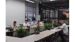 縉云縣委常委、縣政府副縣長(zhǎng)何獻(xiàn)忠調(diào)研暢爾